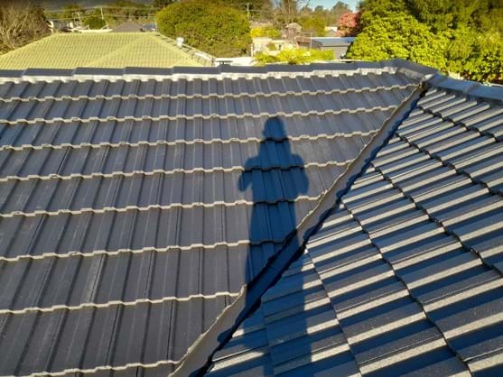 Roof valley replacement