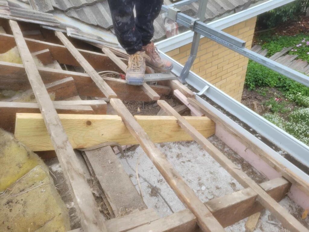 Roof Frame Repair Before