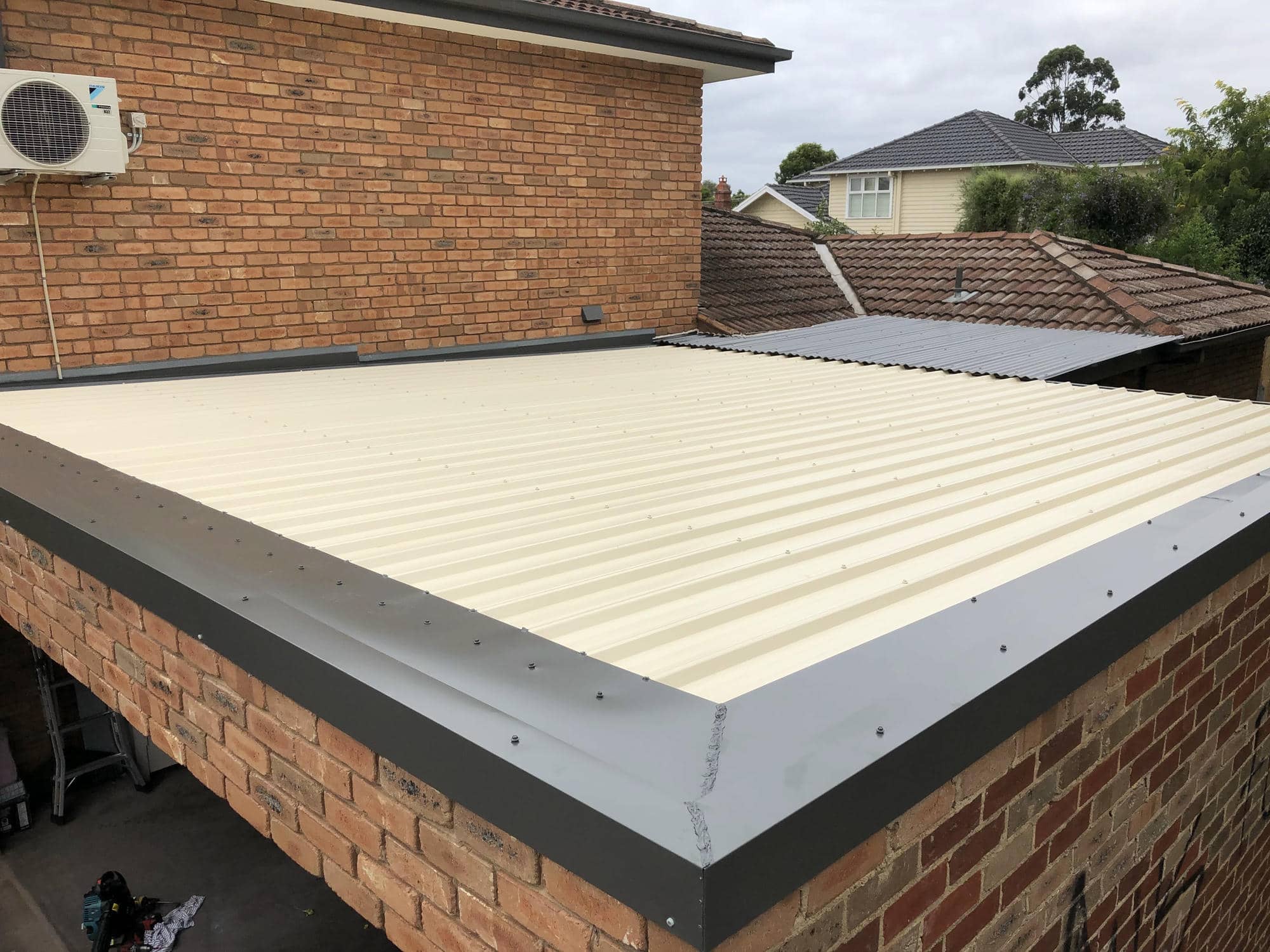 New COLORBOND metal roof fitted on a Melbourne home