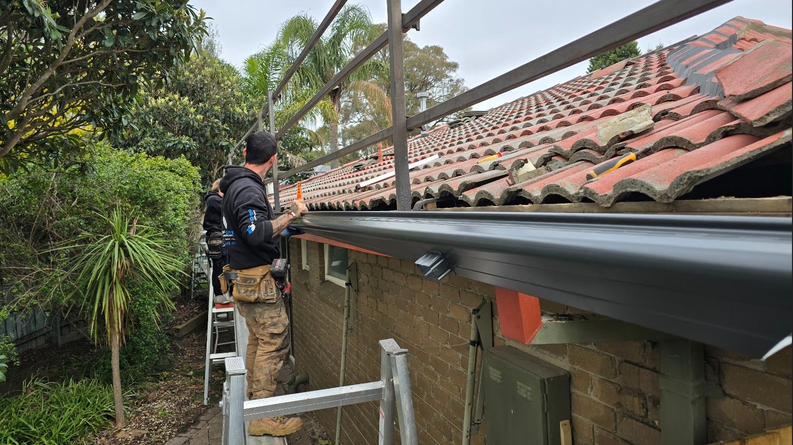 Metal roof and gutter line on a Melbourne home